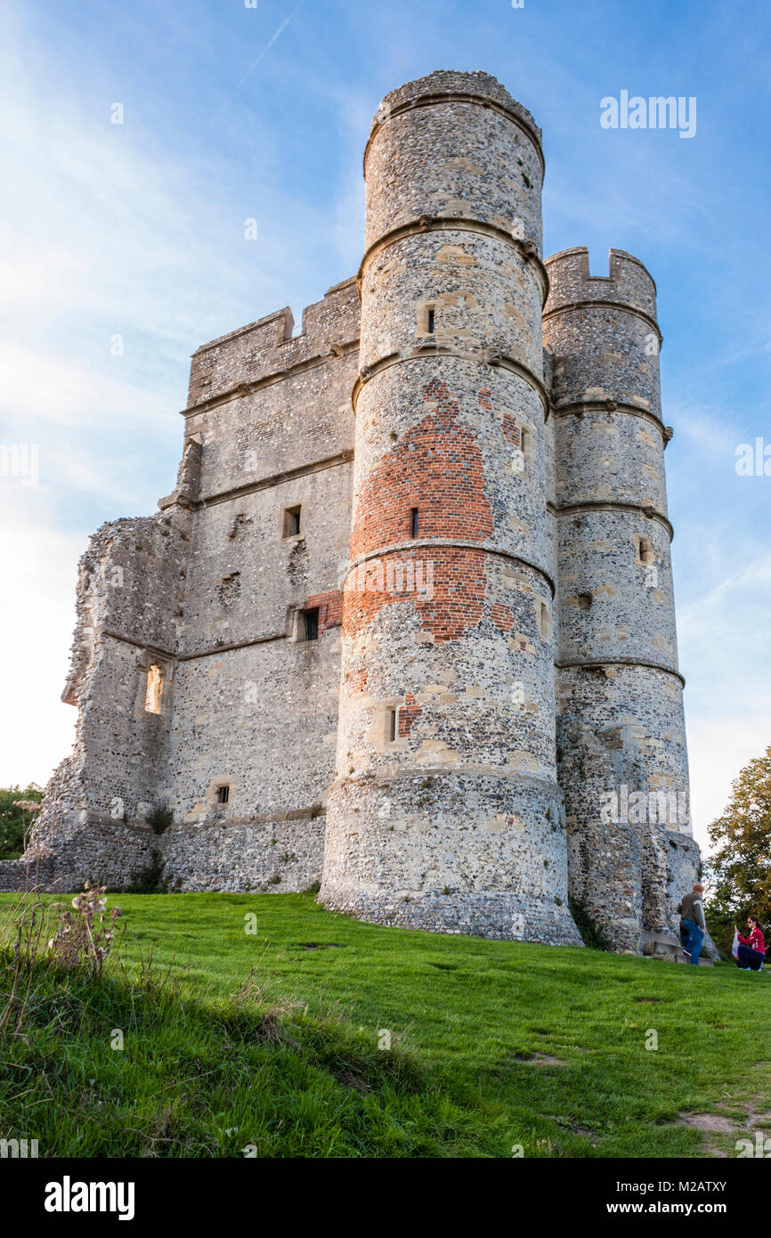 Castello di Donnington, un grado che ho elencato la rovina del castello, Newbury, Berkshire, Inghilterra sud-orientale, GB, UK. Foto Stock