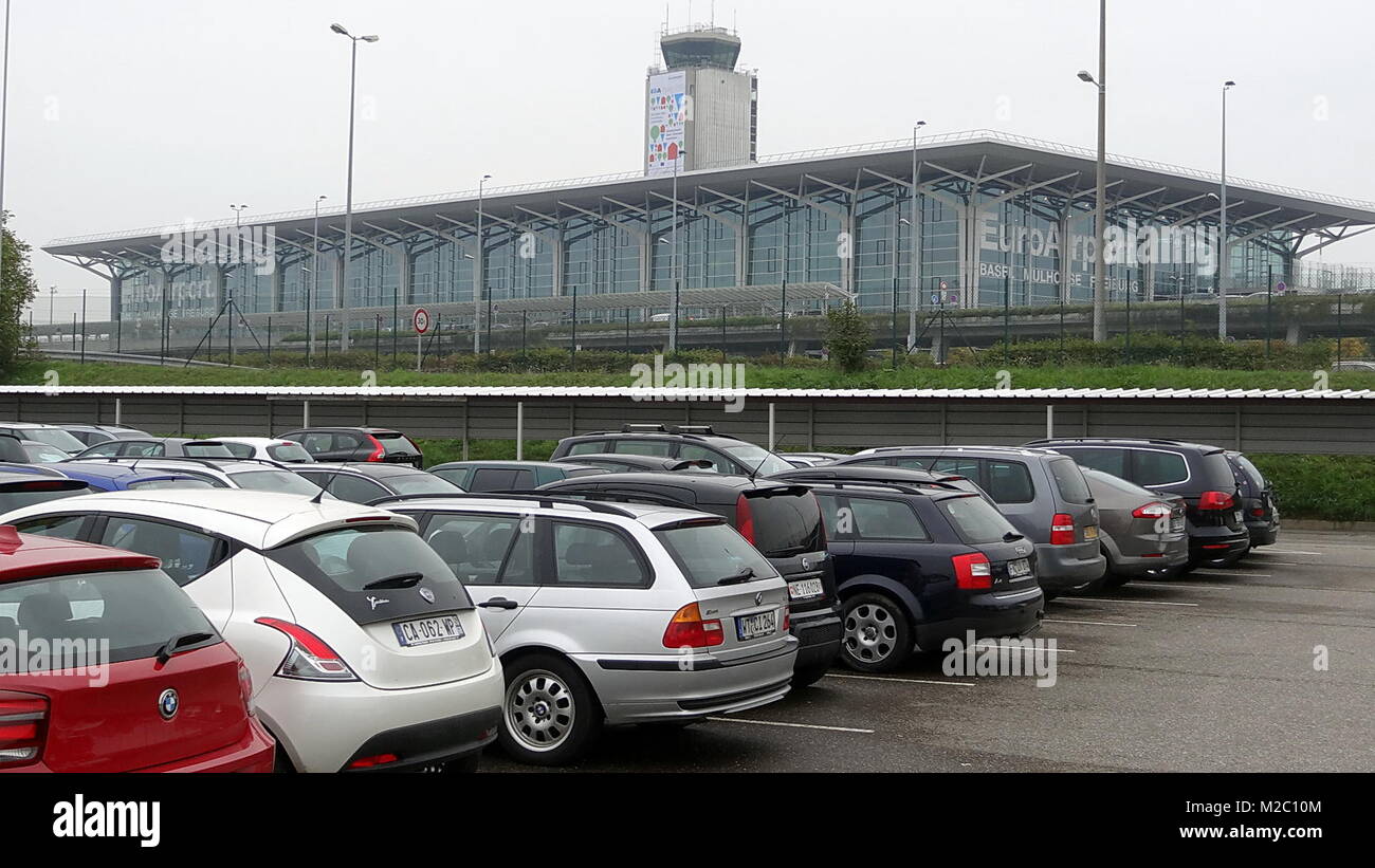 Parken And Ride Am Flughafen Basel-mulhouse-freiburg www.alamy.it