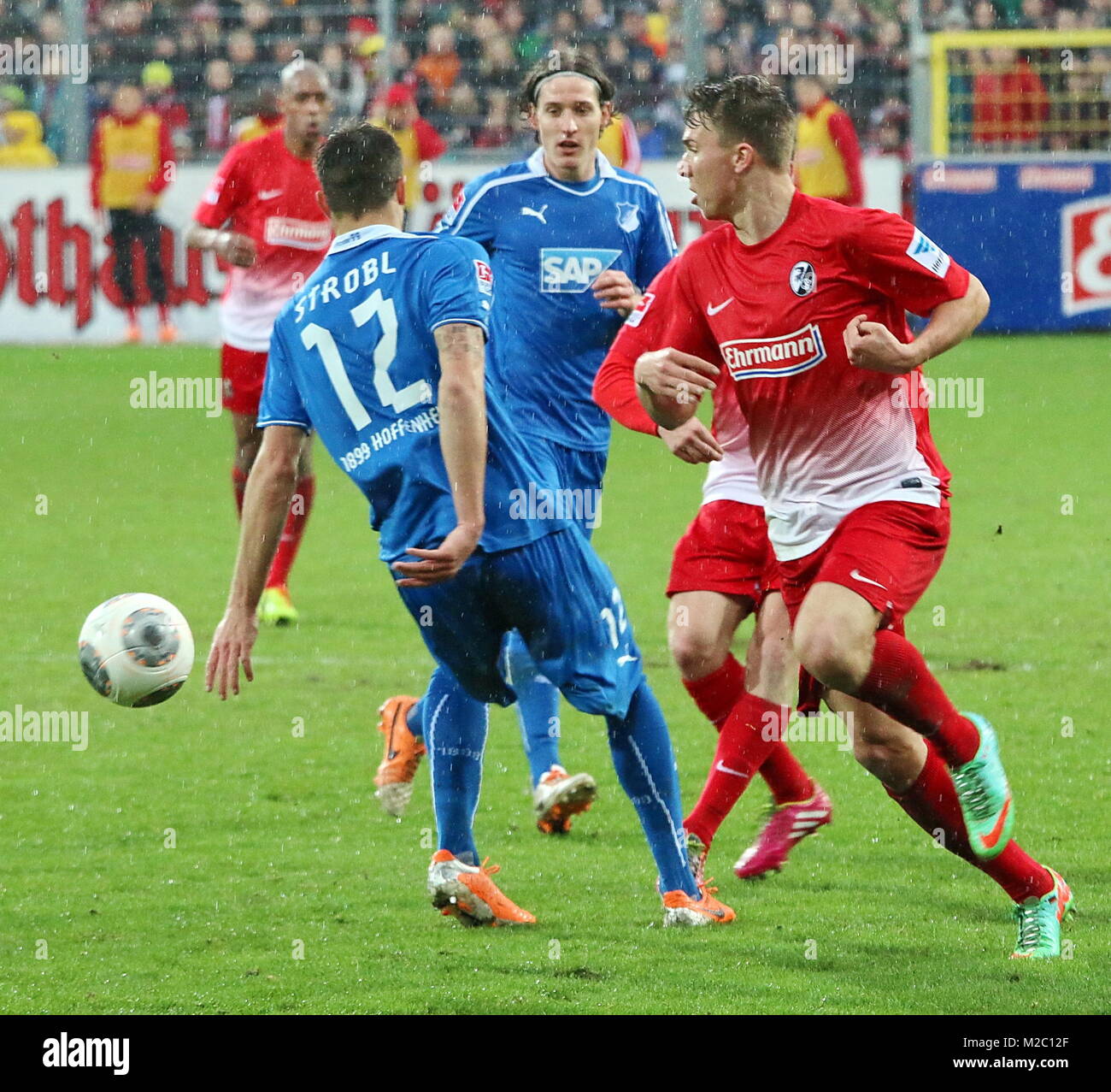 Felix KLAUS SC Freiiburg (rechts) - Fußball-Bundesliga: 20. Spieltag, SC Freiburg vs. TSG Hoffenheim 1899 Foto Stock