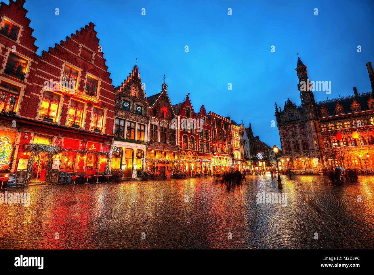 Bruges Market Square Belgio prese nel 2015 Foto Stock