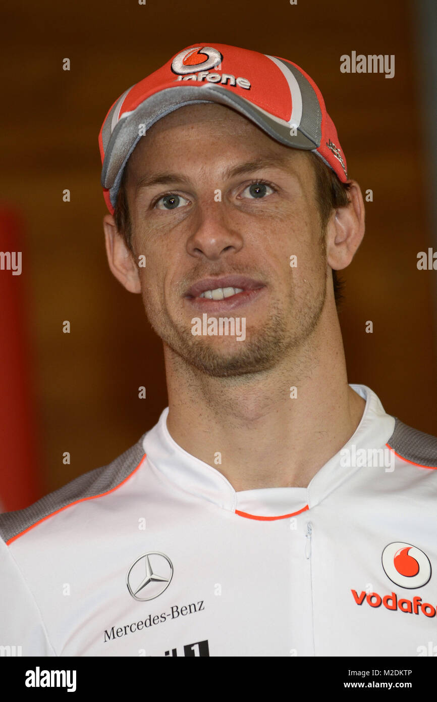 Der britische Formel 1-Rennfahrer Jenson Button (Team Vodafone McLaren Mercedes) zu Gast bei Vodafone im Rahmen der CeBIT 2012 a Hannover am 06.03.2012 Foto Stock