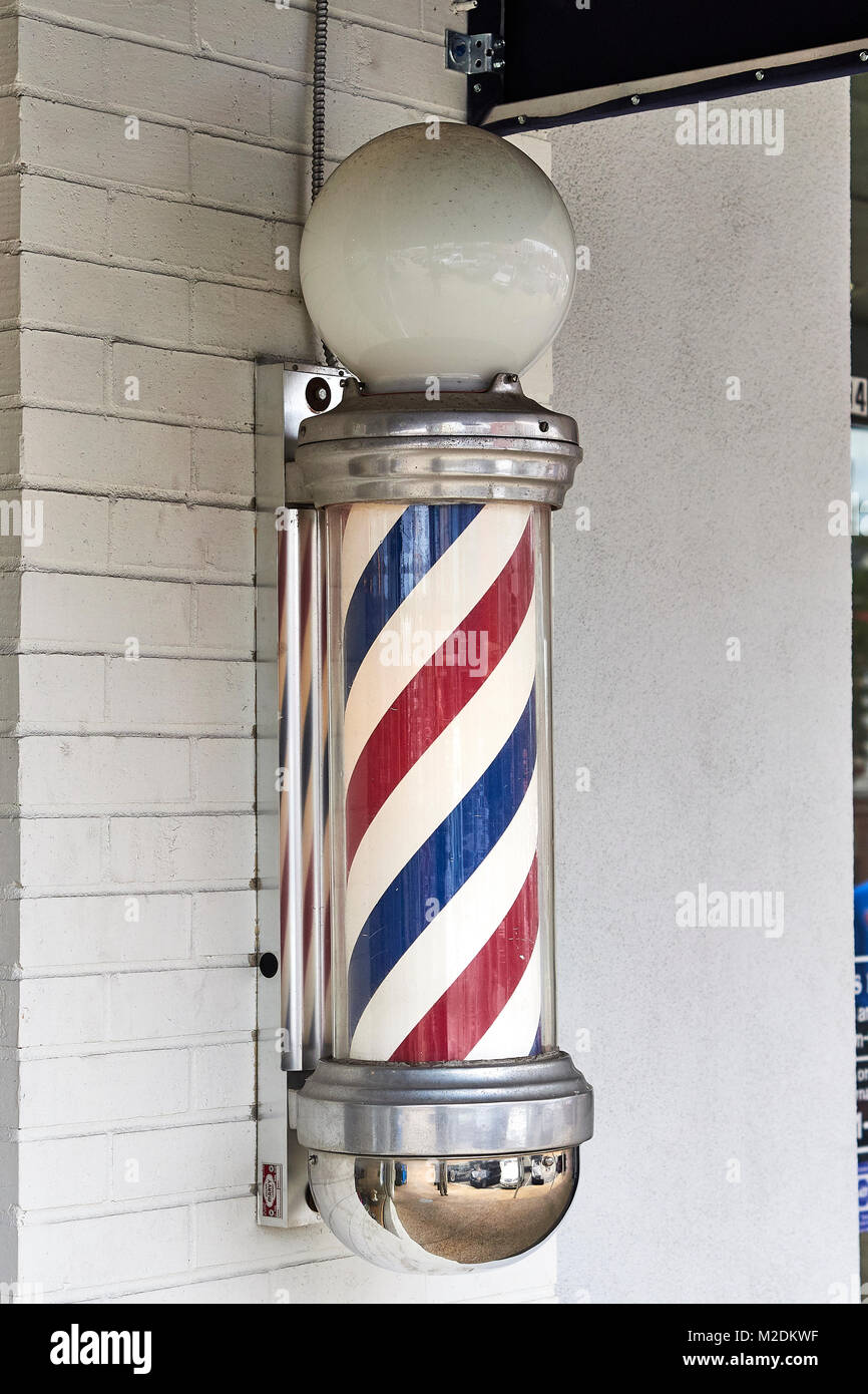 The barber pole immagini e fotografie stock ad alta risoluzione - Alamy