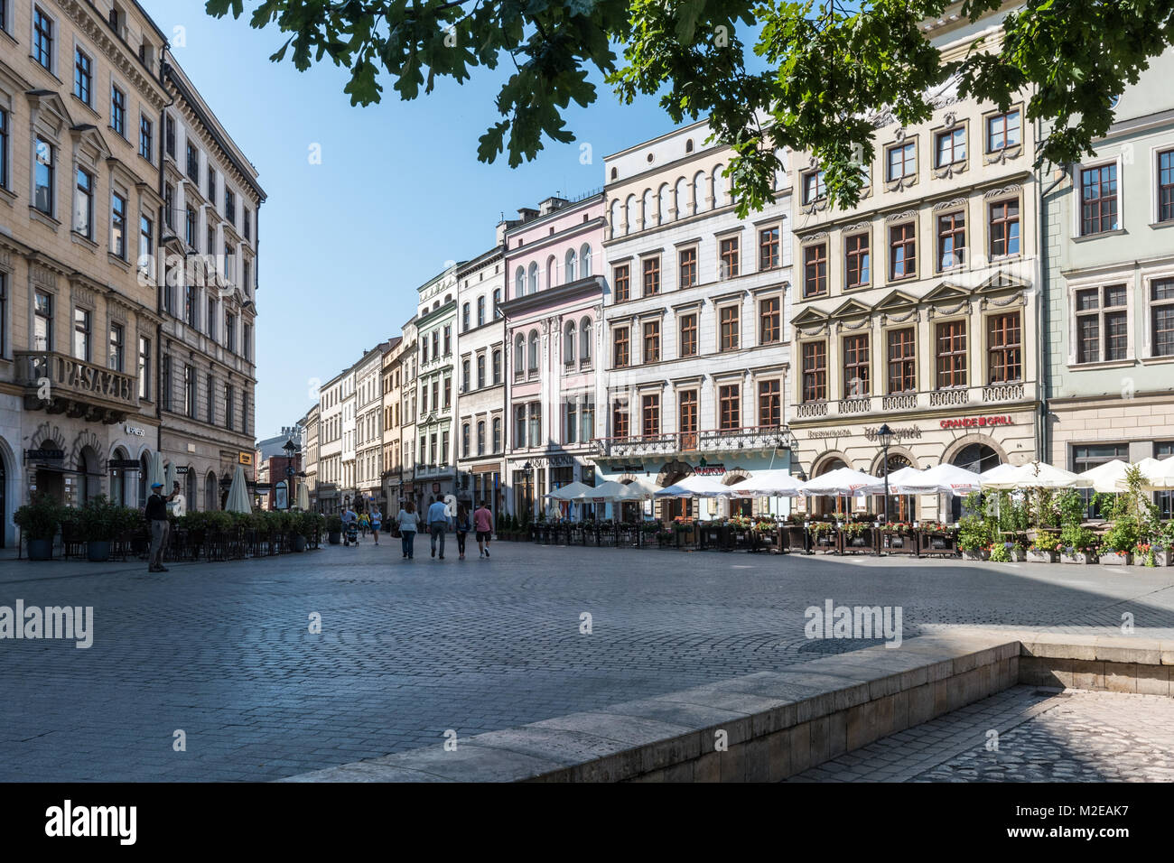 Ristoranti fuori, la Citta' Vecchia di Cracovia, in Polonia Foto Stock