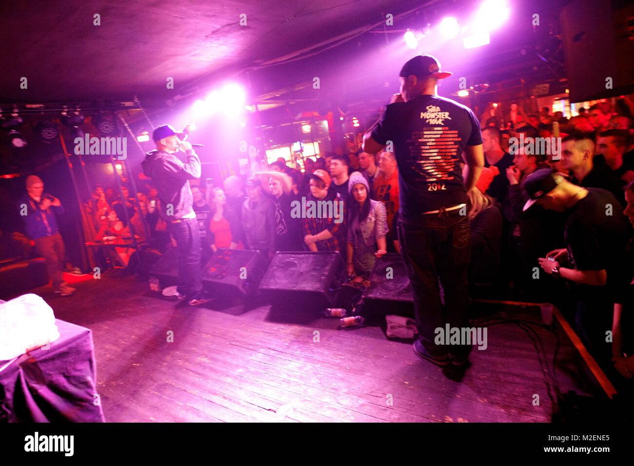 Silla, ehemals Godsilla, (bürgerlich Matthias Schulze), deutscher Rapper aus Berlin, am 08.12.2012 auf circuizione 'Monster Tour' live Kaiserkeller im Foto Stock