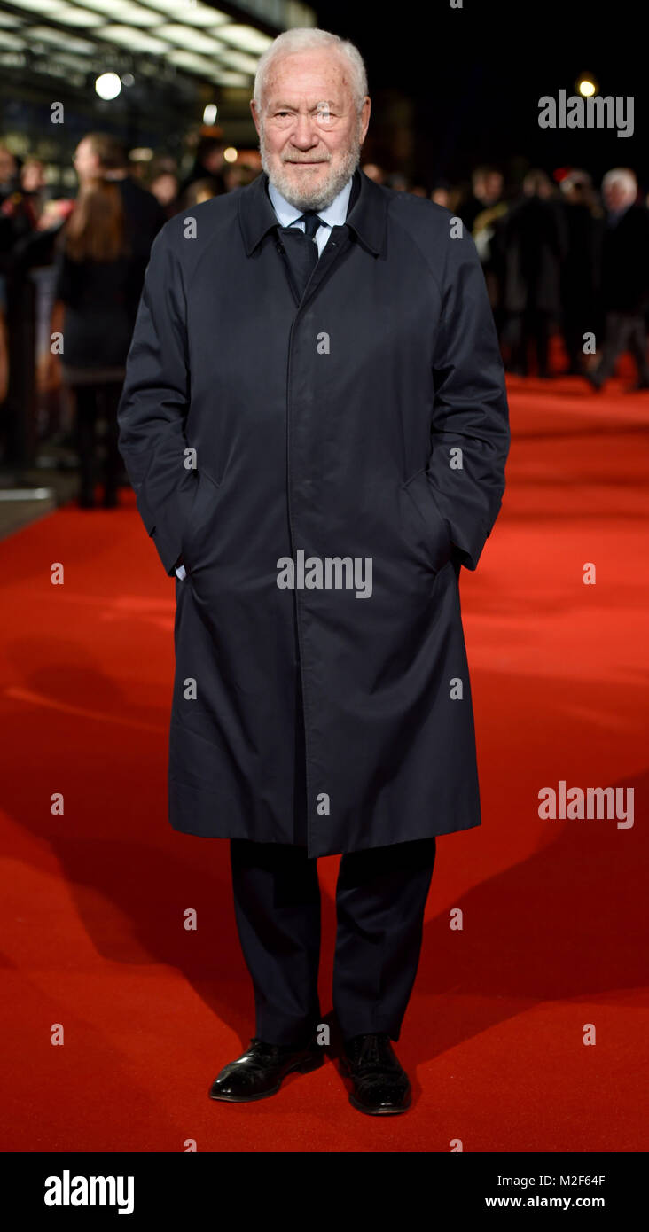 Foto deve essere accreditato ©Alpha premere 079965 06/02/2018 Sir Robin Knox Johnston la Premiere Mondiale della misericordia Leicester Square Londra Foto Stock