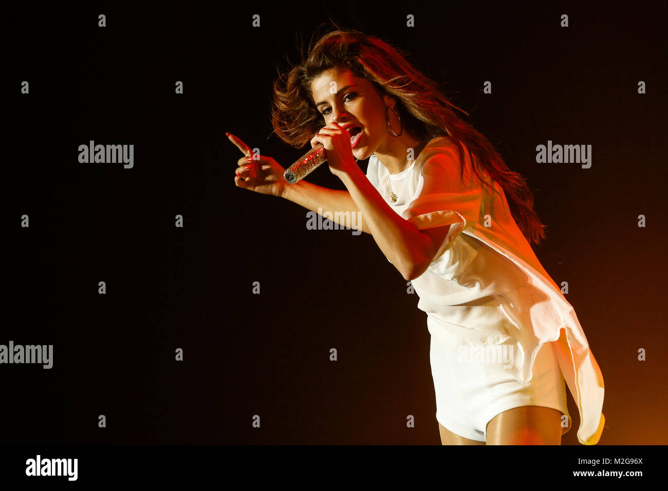 Die amerikanische Schauspielerin und Sängerin Selena Gomez steht am Samstag (14.09.2013) in der Frankfurter Jahrhunderthalle auf der Bühne. Der ausverkaufte Auftritt in der Mainmetropole ist die einzige Tour-Station in Deutschland. +++ 3S foto / Foto: Sven-Sebastian Sajak Foto Stock