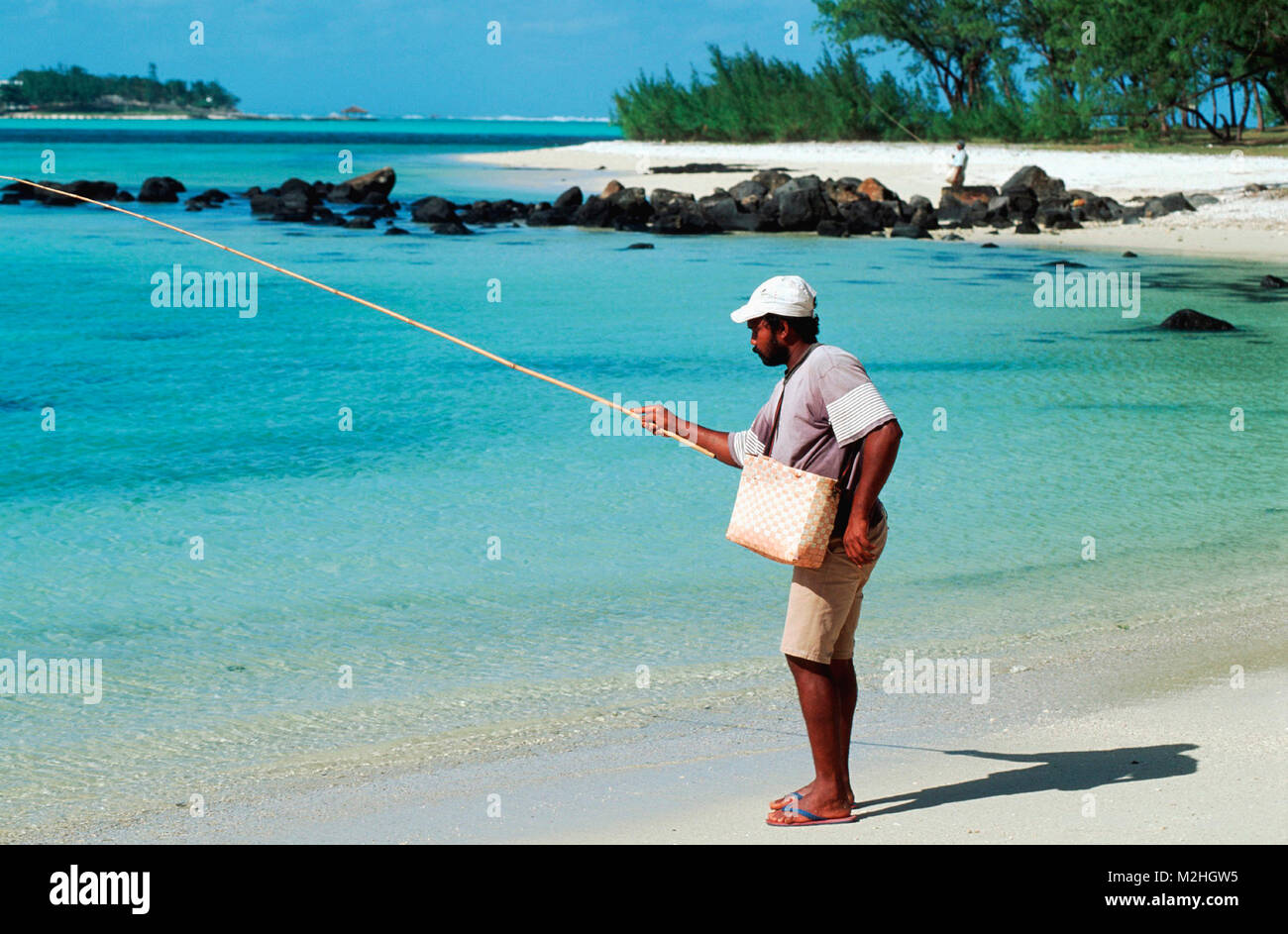 La pesca al Blue Bay-Beach, Mauritius Foto Stock
