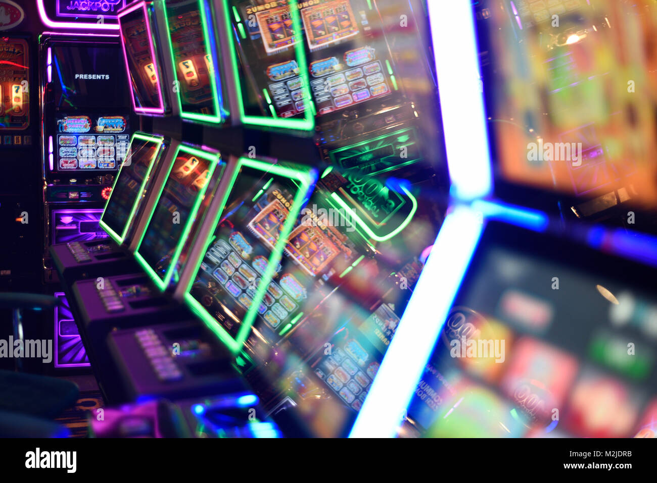 Macchine di frutta, macchine per gioco d'azzardo, slot machines concetto, abstract nella sala giochi REGNO UNITO Foto Stock