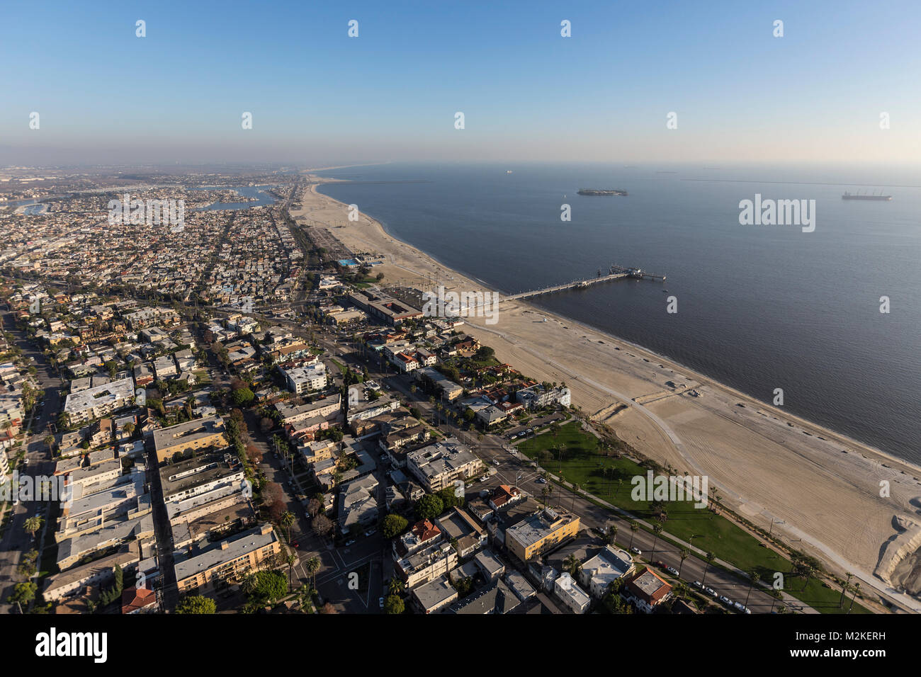 Vista aerea del Belmont Pier quartiere di Long Beach in California. Foto Stock