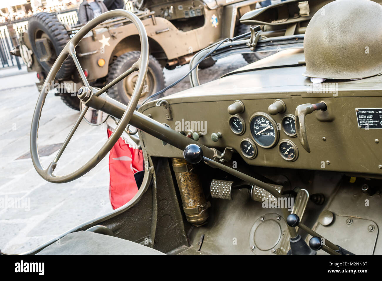 Trieste, Italia - 31 Marzo 2017: Esposizione di American auto d'epoca dalla guerra mondiale 2, Jeep Willys. Foto Stock