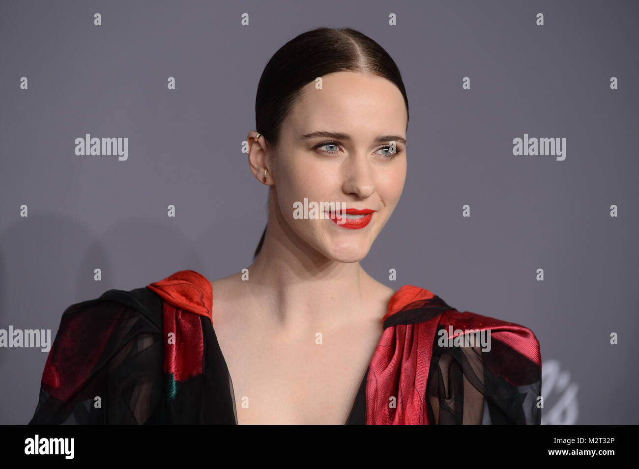 New York, Stati Uniti d'America. 7 febbraio, 2018. Rachel Brosnahan assiste il 2018 amfAR Gala New York alla Cipriani Wall Street il 7 febbraio 2018 nella città di New York. Credito: Erik Pendzich/Alamy Live News Foto Stock