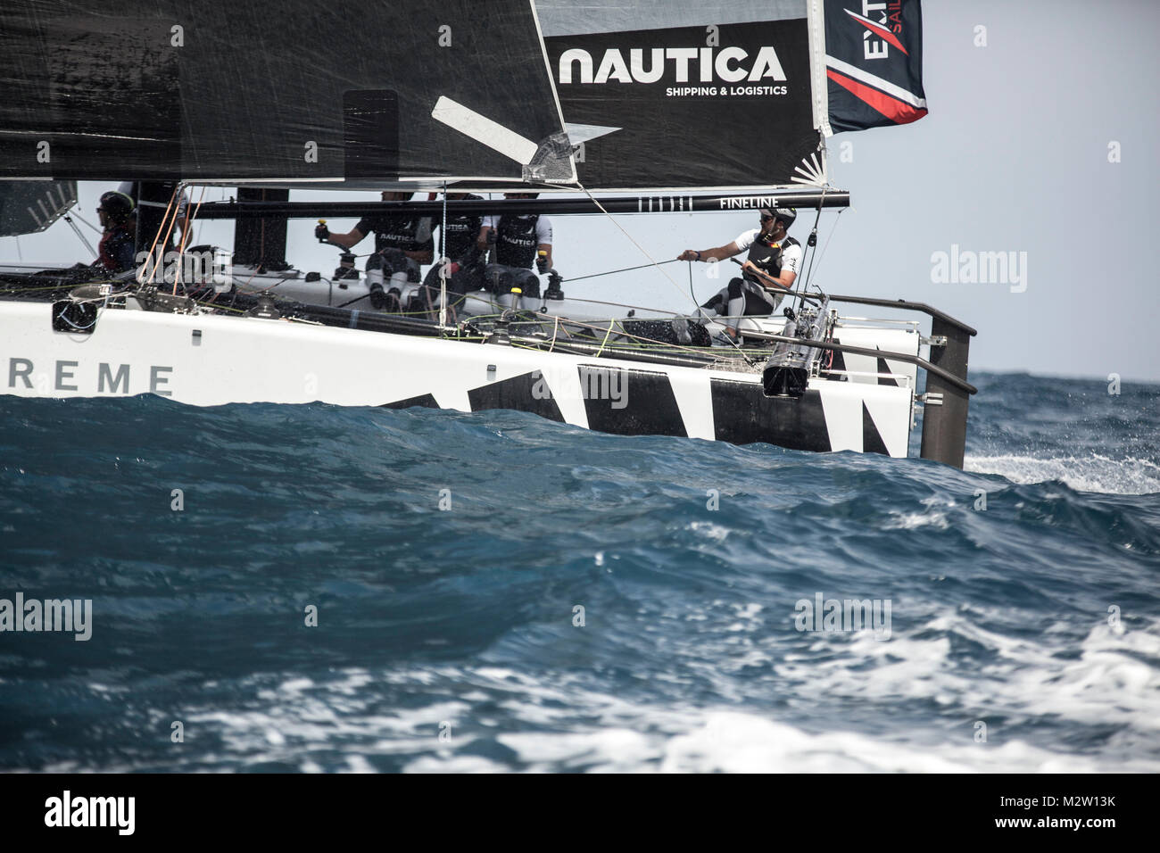 Barche a vela mentre un concorso, extreme serie vela Barcelona, 2017, Barcellona, in Catalogna, Spagna Foto Stock