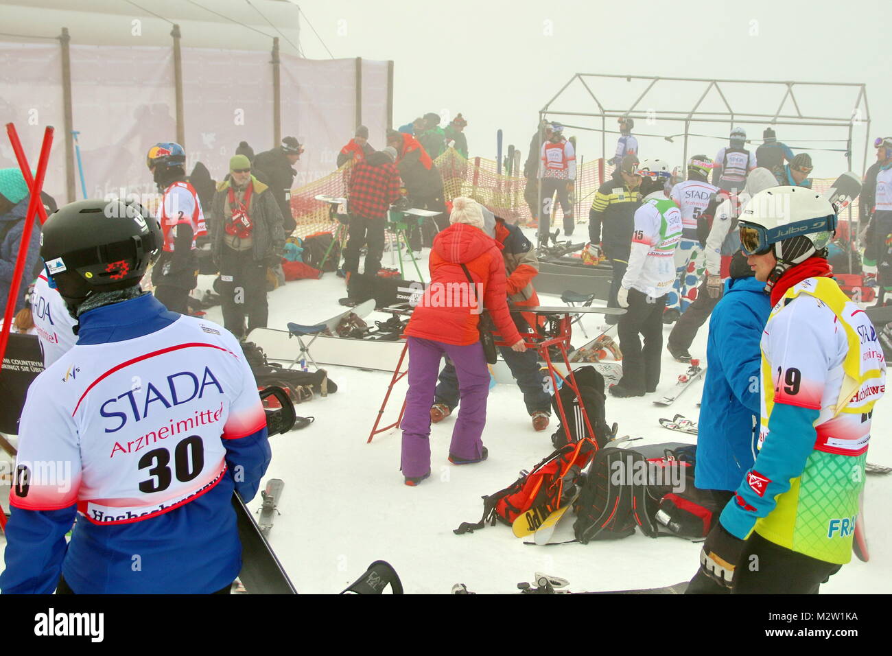 Blick ins Fahrerlager beim FIS Weltcup Snowboard SBX 2016 Feldberg Foto Stock