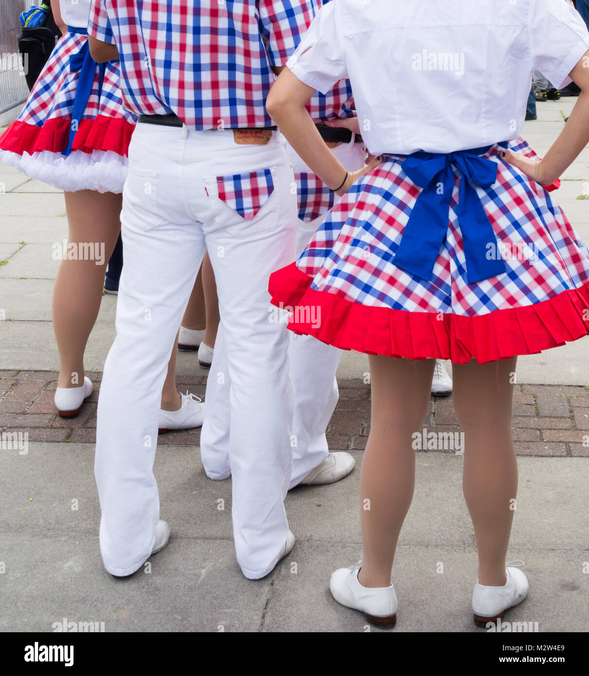 Montagna Baily Cloggers ballerini un Billingham festival internazionale del folklore. In Inghilterra. Regno Unito Foto Stock