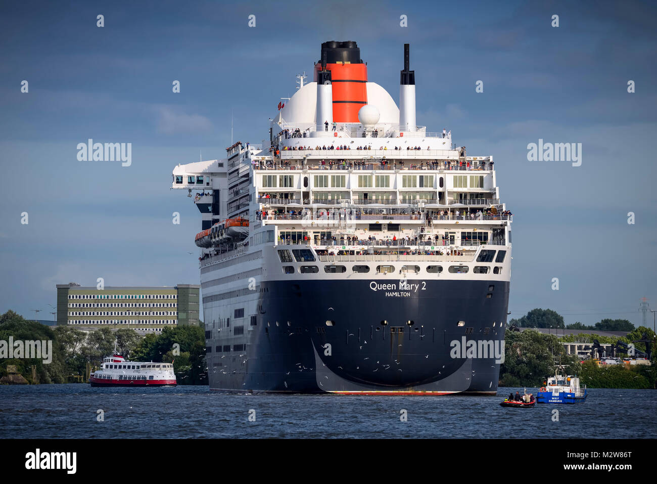 Germania, Amburgo, la nave di crociera, Queen Mary 2, porto di Amburgo Foto Stock