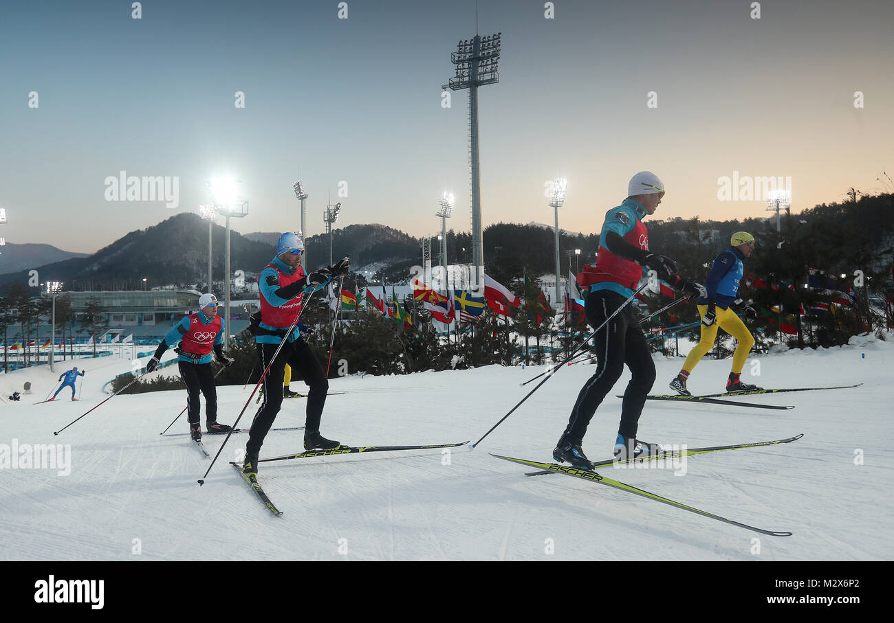 Un concorrenti nel team di Biathlon in formazione durante una giornata di anteprima al Alpensia Centro Biathlon, precedendo la PyeongChang 2018 Giochi Olimpici Invernali in Corea del Sud. Foto Stock