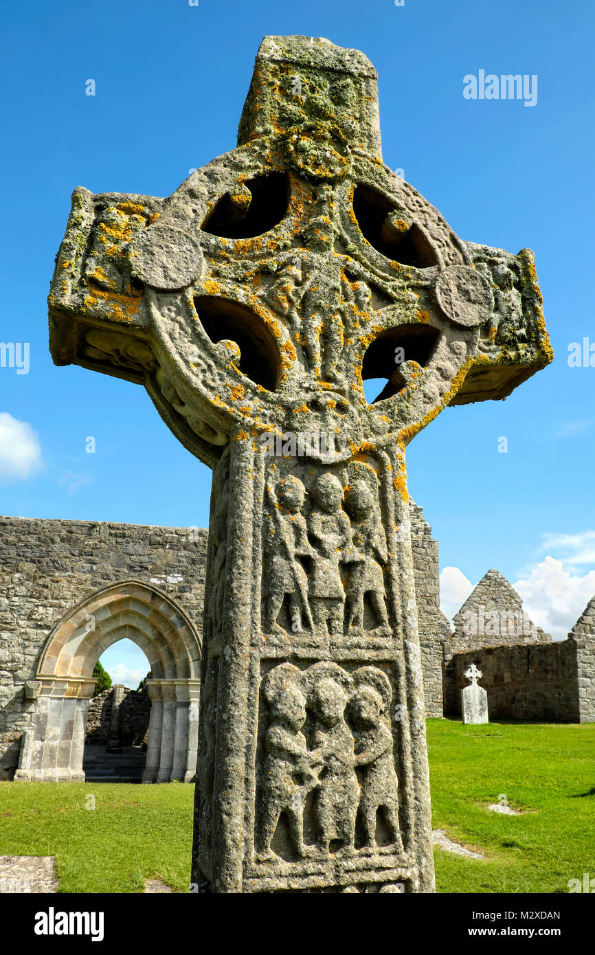 Croce di scritture, Monastero di Clonmacnoise, nella contea di Offaly, Irlanda Foto Stock