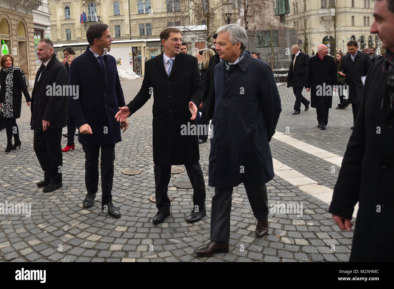 Lubiana, Slovenia il 6 febbraio, 2017. Mark Rutte, Miro Cerar, Didier REYNDERS e Xavier Bettel su una passeggiata attraverso la città di Lubiana. Foto Stock