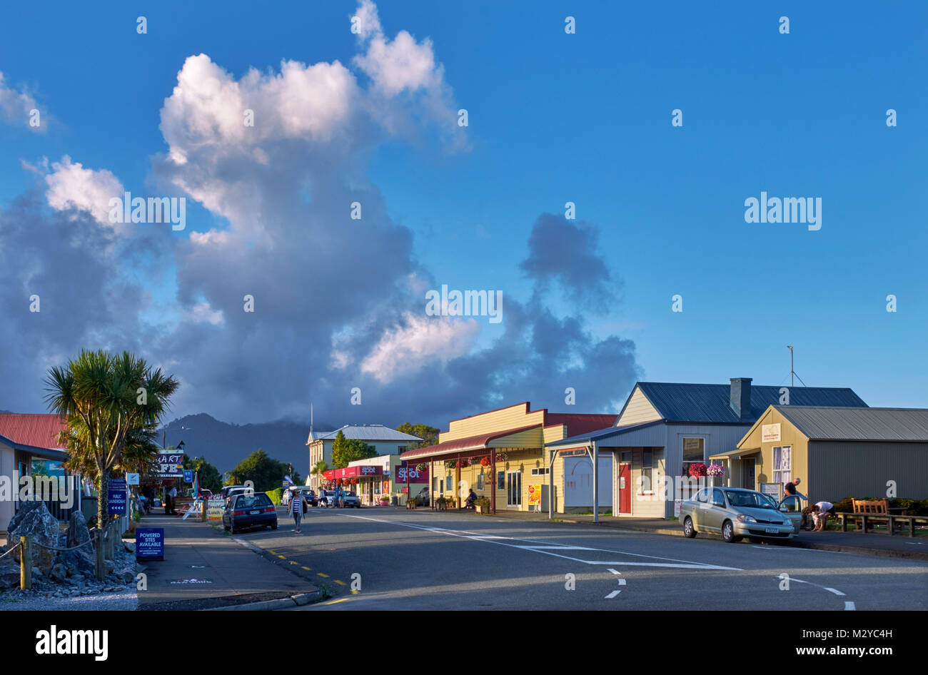 La città di Collingwood sul Golden Bay. Nelson Tasmania, Nuova Zelanda. Foto Stock