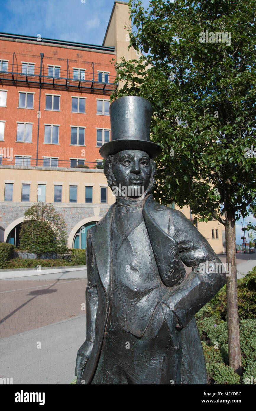BRISTOL TEMPLE QUAY: Statua di Isambard Kingdom Brunel, scolpita da artista John Doubleday Foto Stock