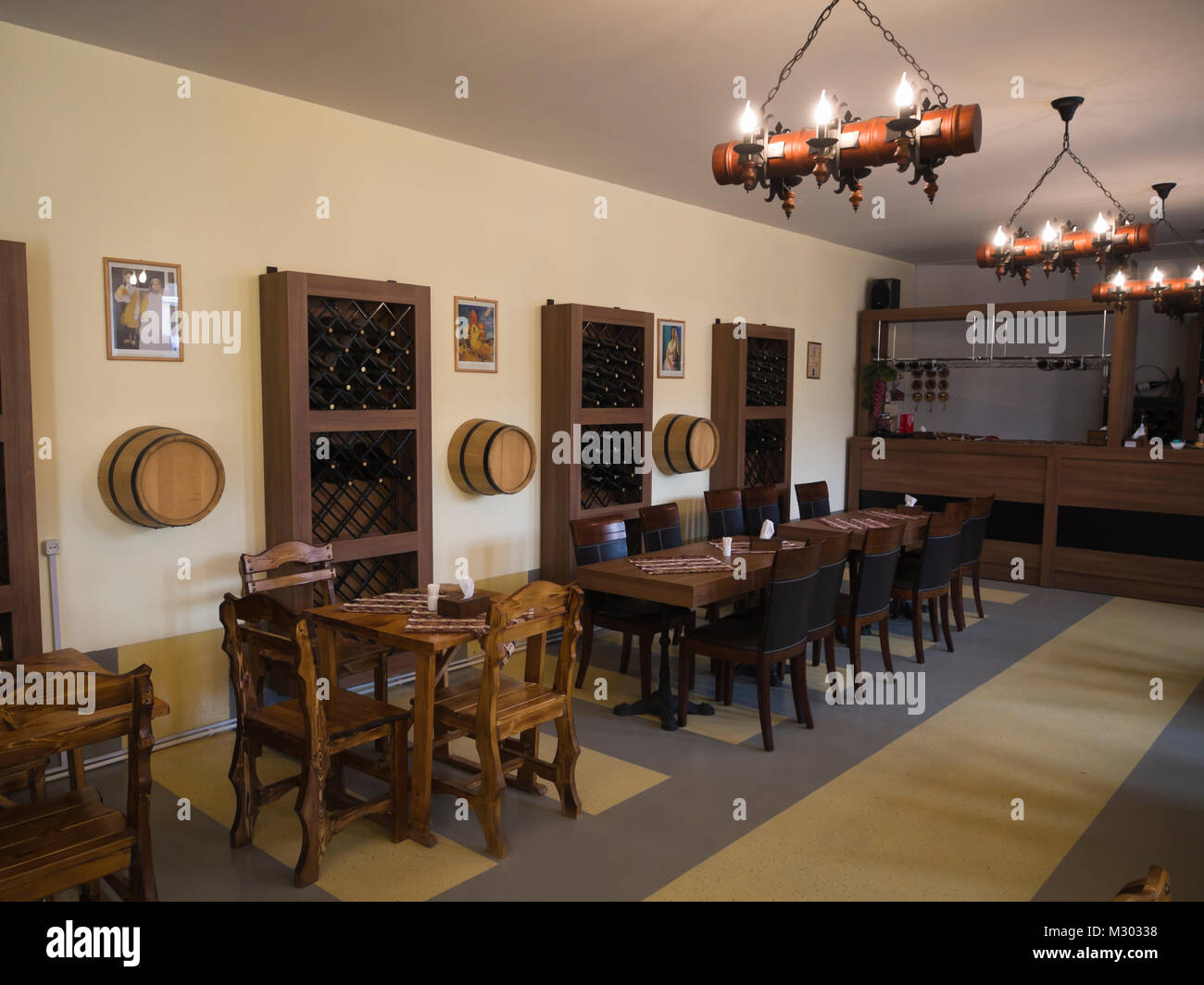 La produzione di vino la sala di degustazione in areni in Armenia meridionale al Areni Fabbrica del vino Foto Stock