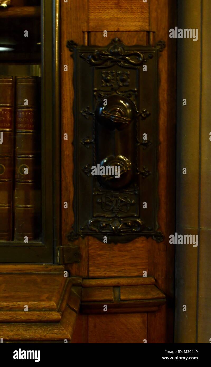 Interruttori di ornati in John Rylands Library di Manchester Foto Stock