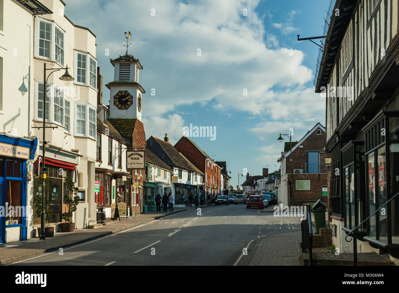 High Street in Steyning, West Sussex, in Inghilterra. Foto Stock