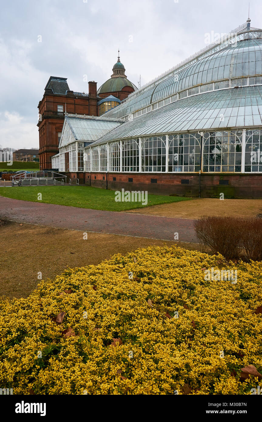 I popoli Palace e giardino d'inverno edificio in Glasgow, UK. Foto Stock