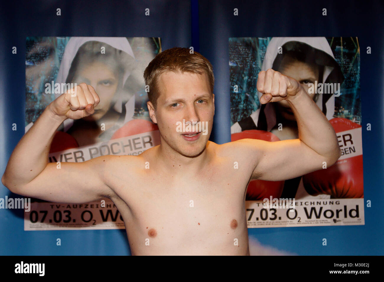 Oliver Pocher bei der Pressekonferenz in der O2 World di Berlino " Gefährliches Halbwissen' Foto Stock