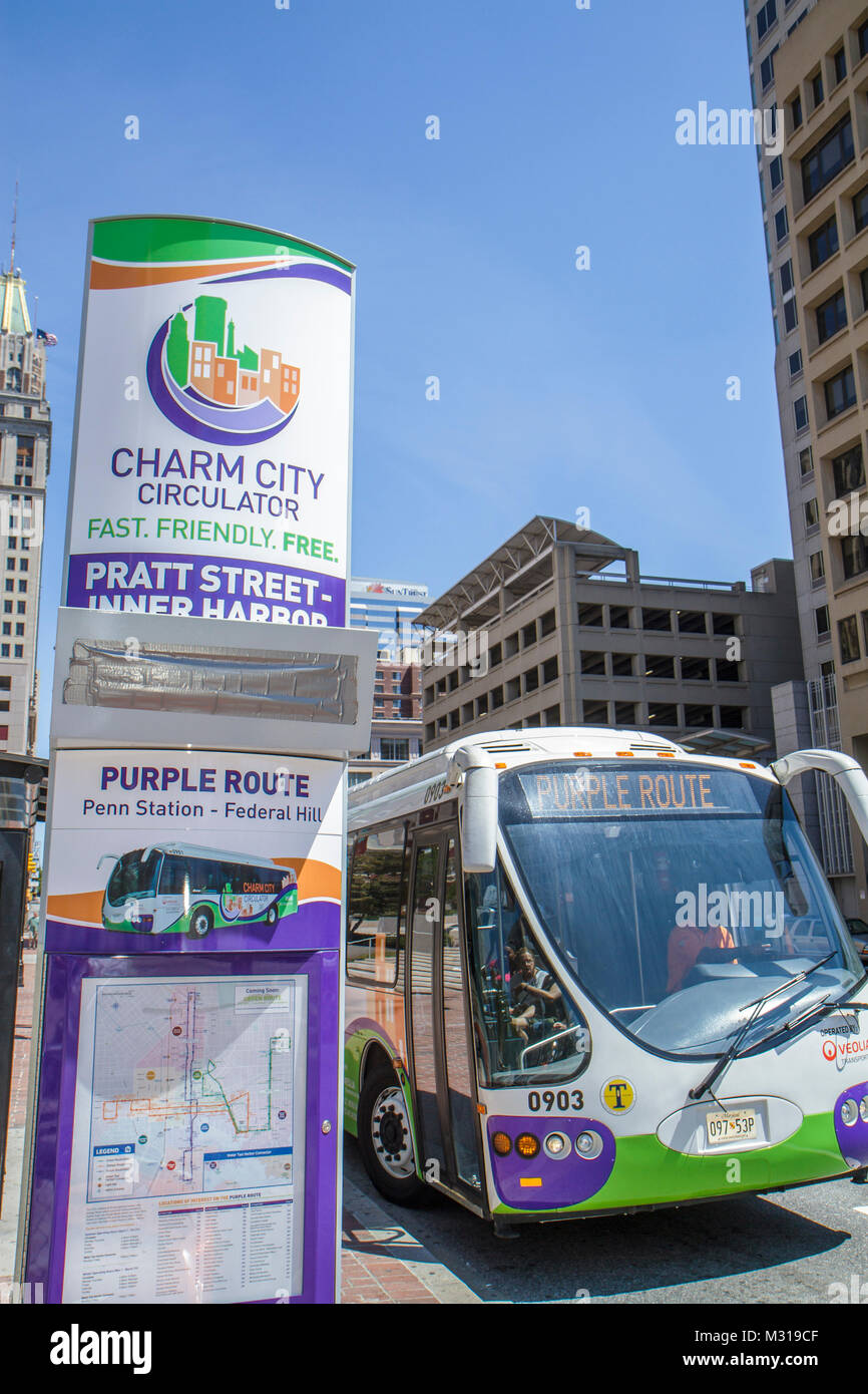 Baltimore Maryland, Charm City Circulator, strada autostrada viola, autobus, pullman, navetta gratuita, fermata Pratt Street, ecologico, veicolo elettrico ibrido EcoSaver IV LF Foto Stock