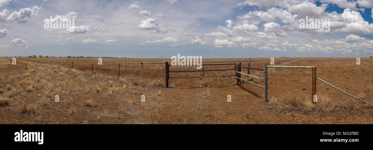 Outback australiano paesaggio, Winton Queensland, Australia. Foto Stock