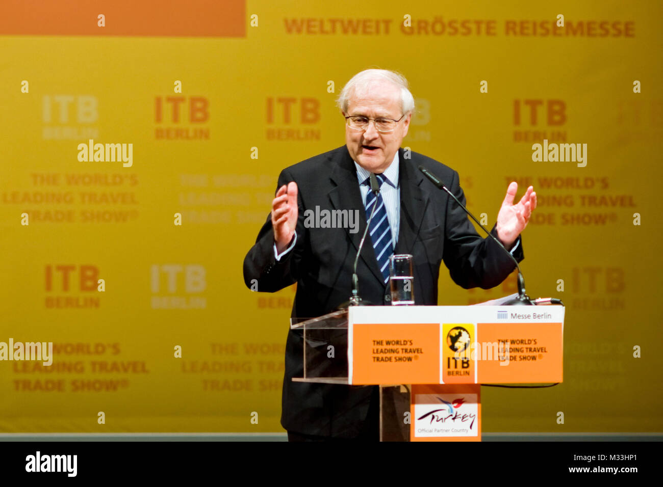 Rainer Brüderle, Bundesminister für Wirtschaft und Technologie auf der Eröffnungsfeier der Internationalen Tourismus Börse 2010 im Berliner ICC. Foto Stock