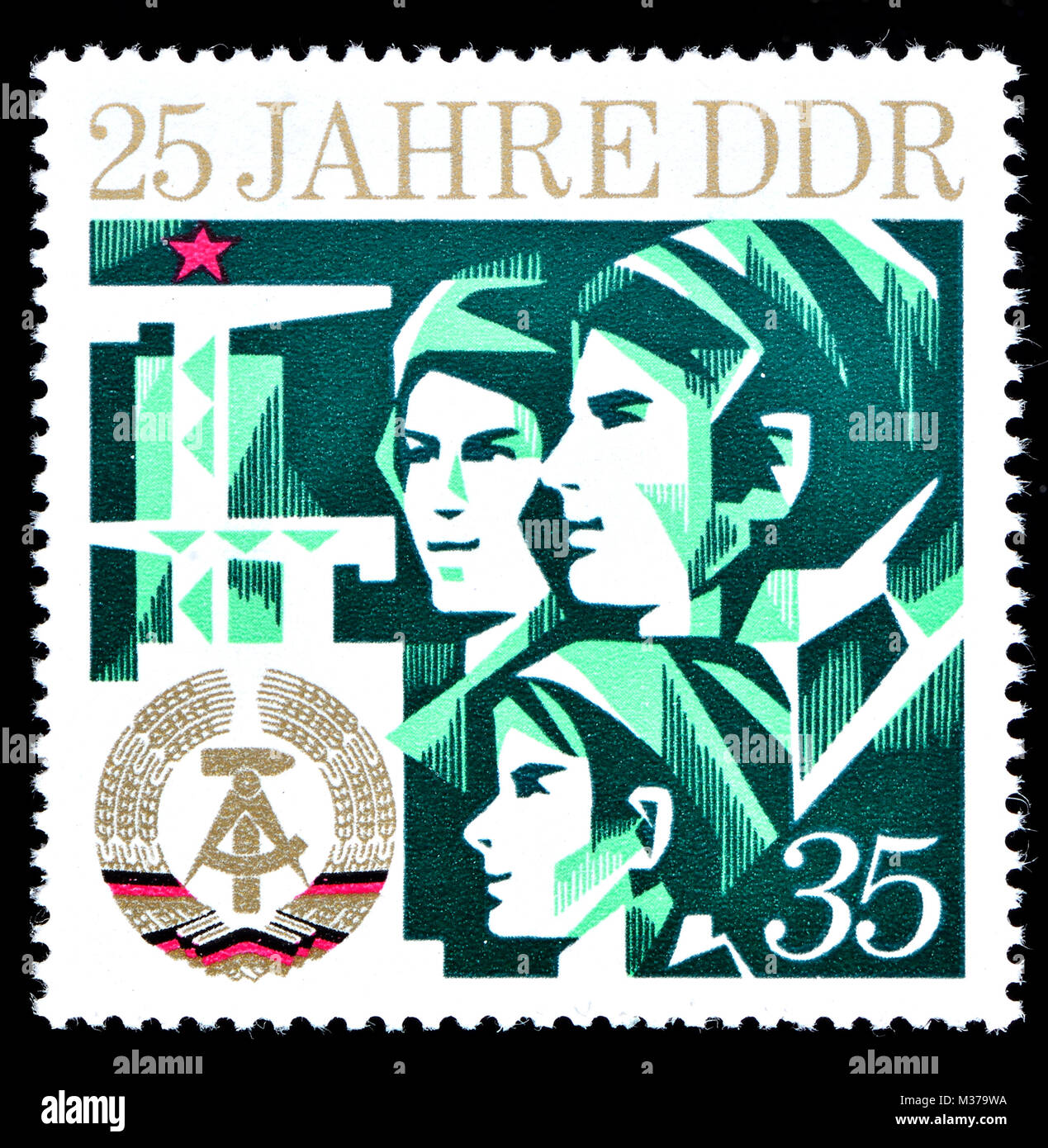 Tedesco orientale francobollo (1974) : 25 anni della DDR / Repubblica Democratica Tedesca. 35PF Foto Stock