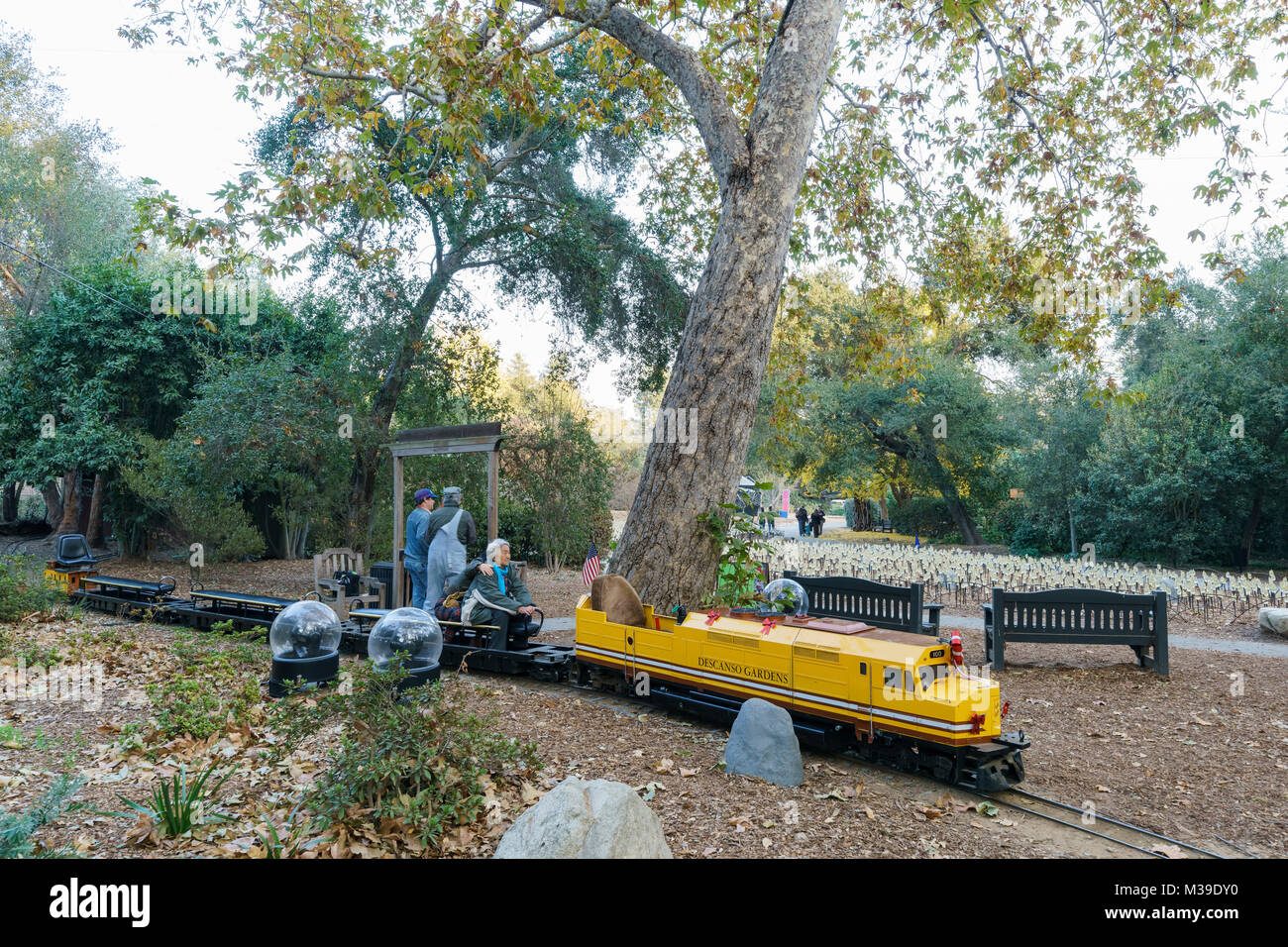 Los Angeles, 16 dic: piccolo treno nel giardino Descanso sul dicembre 16, 2017 a Los Angeles in California Foto Stock