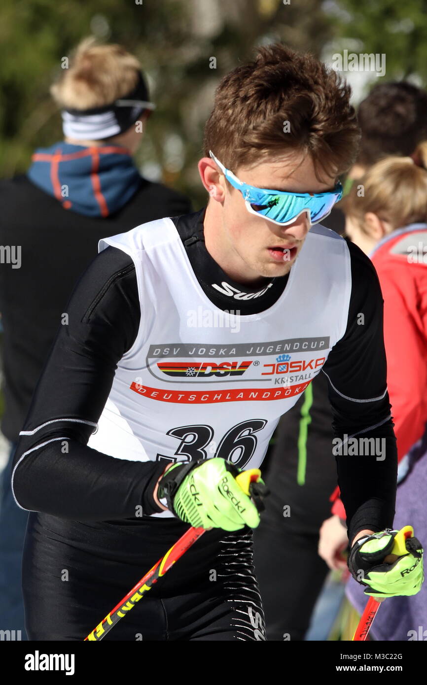 Janosch Brugger (WSG Schluchsee) bei der DM Langstrecke Skilanglauf auf dem Notschrei. Foto Stock