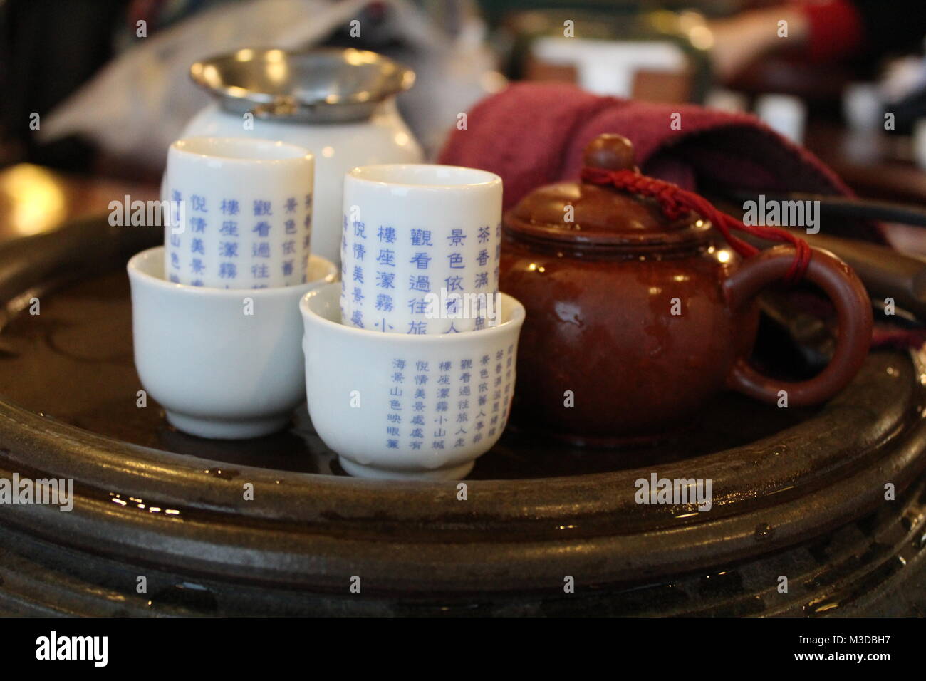 Tradizionale tè taiwanesi in una casa da tè in Jiufen Foto Stock