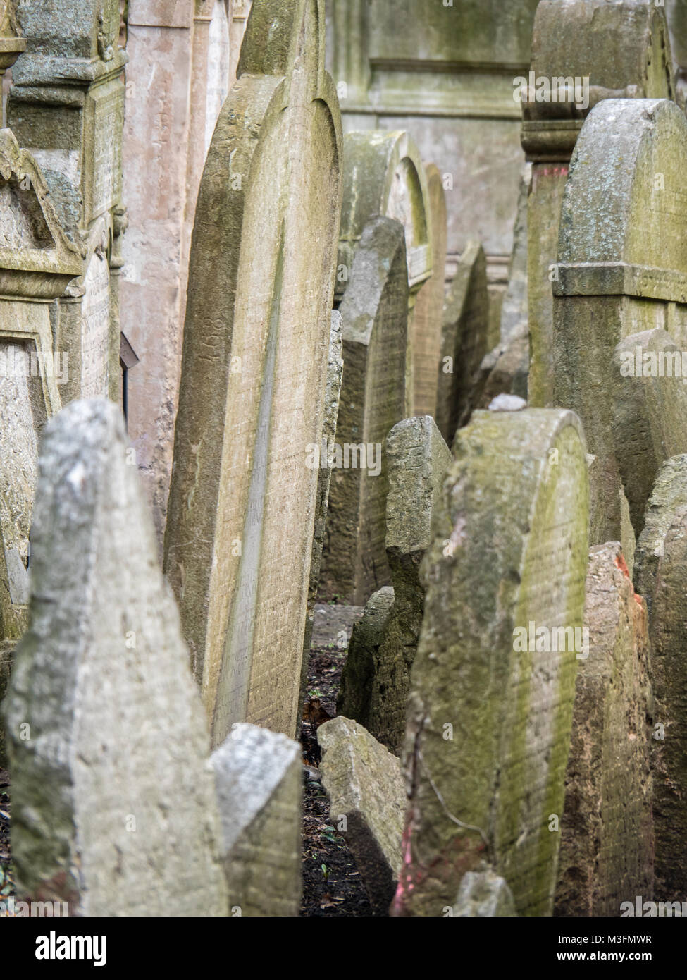 Vecchio Cimitero Ebreo dal 1787, Praga - Zizkov, Repubblica Ceca Foto Stock