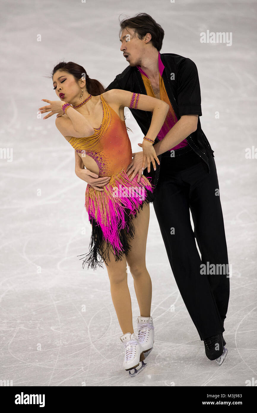 Gangneung, Corea del Sud. Xi Febbraio, 2018. Kana Muramoto annuncio Chris Reed del Giappone competere durante la figura pattinare evento di Team la danza su ghiaccio breve danza al PyeongChang 2018 Giochi Olimpici Invernali a Gangneung Ice Arena di domenica 11 febbraio, 2018. Credito: Paolo Kitagaki Jr./ZUMA filo/Alamy Live News Foto Stock