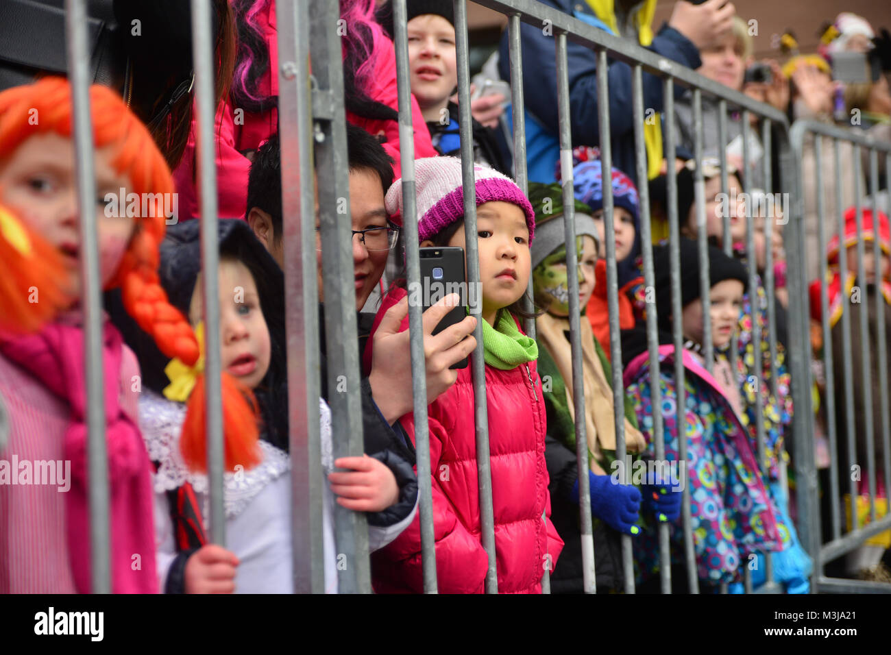 Lubiana, Slovenia. Il 10 febbraio 2018. Drago tradizionale carnevale, tenutasi a Lubiana con molti tipici sloveni maschere di carnevale che sono in molti modi unici e riflettono l'ex caratteristiche locali del villaggio ambiente. Credito: Matic Štojs/Alamy Live News Foto Stock