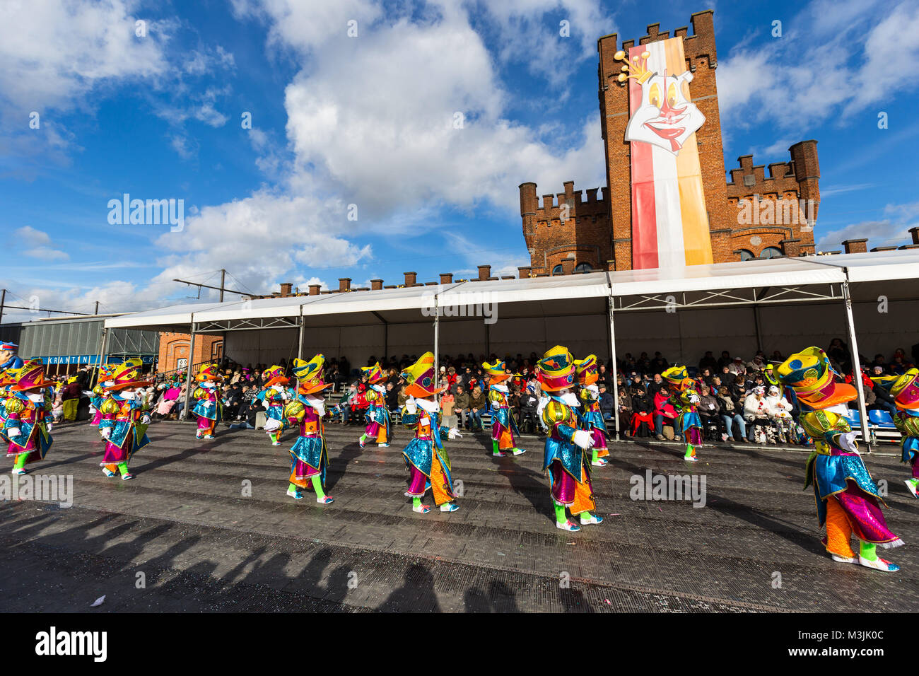 Aalst, Belgio. Xi Febbraio, 2018. Carnevale annuale processione della Domenica in Aalst, Belgio. Credito: Sergiy Beketov/Alamy Live News Foto Stock