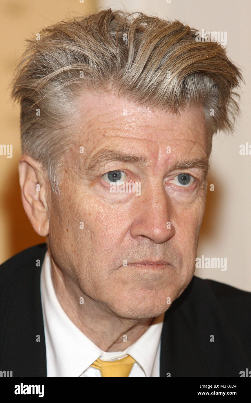 David Lynch - mehrfach ausgezeichneter Filmregisseur ("Twin Peaks', 'Blue Velvet" und "ulholland Drive') , stellt in Hamburg sein bewusstseins-basiertes Erziehungs und Friedensprogramm vor. 14.11.2007, Alantic Hotel Foto Stock