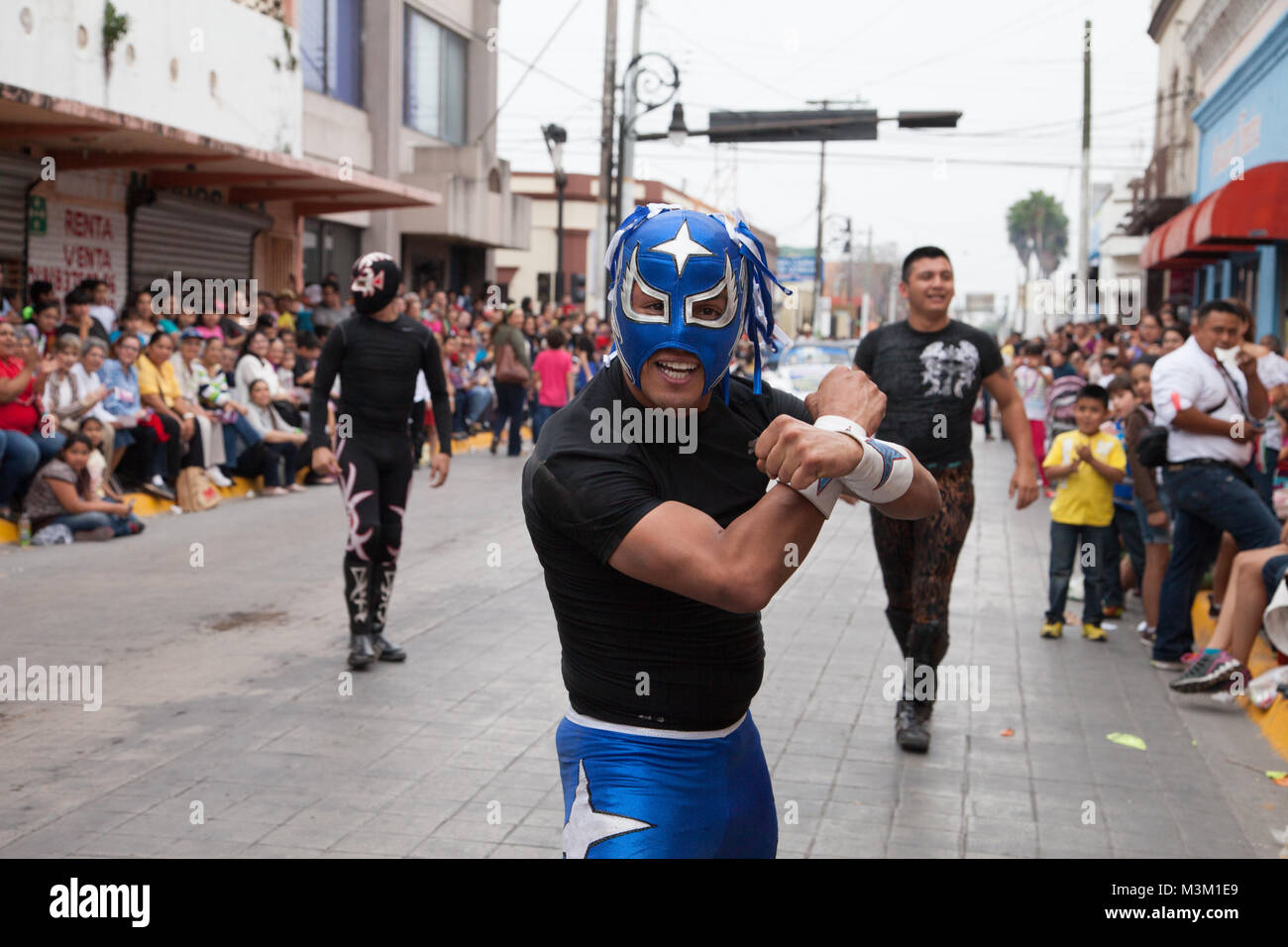 Matamoros, Tamaulipas, Messico - Marzo 01, 2014, Desfile Fiestas Mexicanas è parte del Charro giorni Fiesta - Fiestas Mexicanas, un bi-nazionale festiva Foto Stock