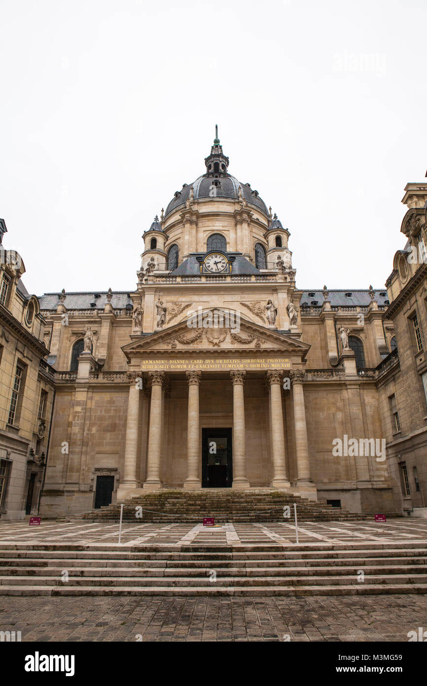 Parigi, Francia - 10 luglio 2014: l'Università di Parigi ( Universite de Paris ), alla Sorbona, famosa università di Parigi, fondata da Robert de Foto Stock