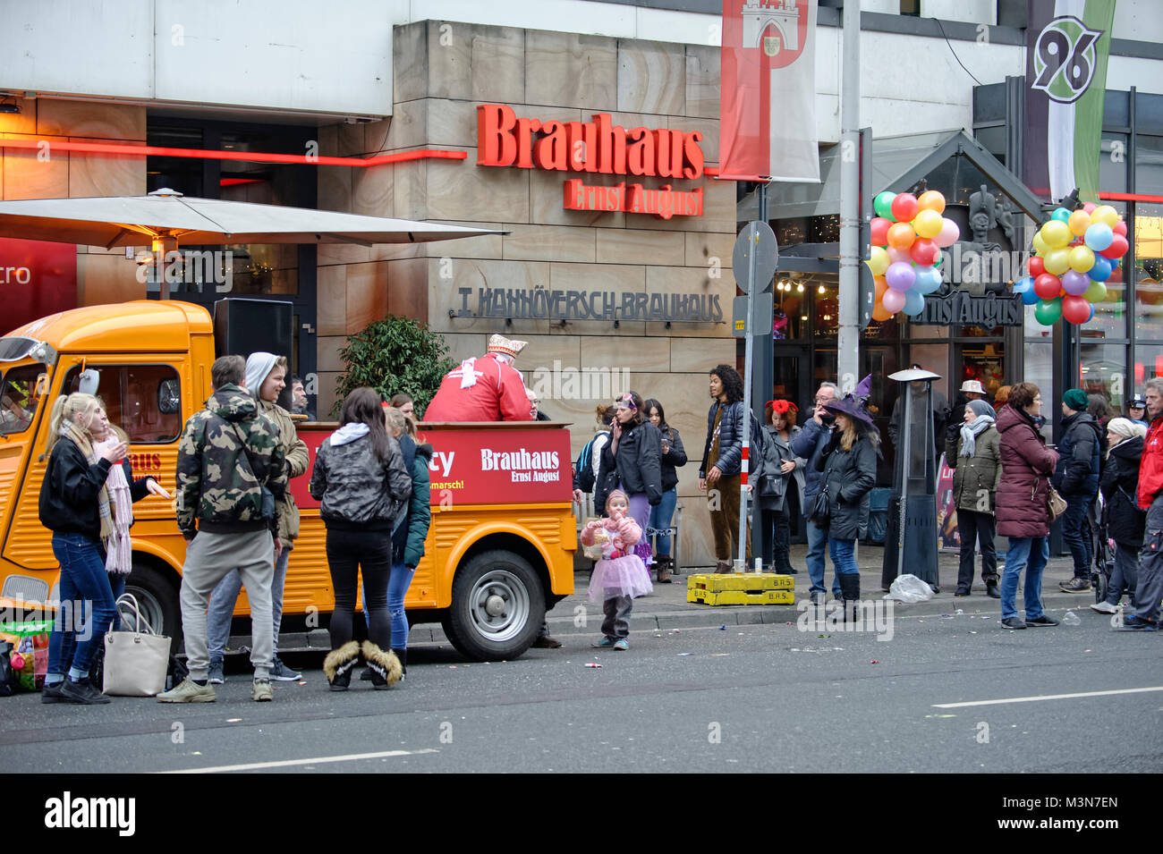 Karnevalsumzug in Hannover am 10.Februar 2018,Deutschland. Foto Stock