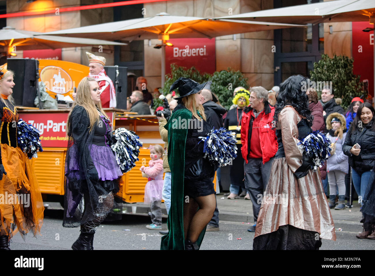 Karnevalsumzug in Hannover am 10.Februar 2018,Deutschland. Foto Stock