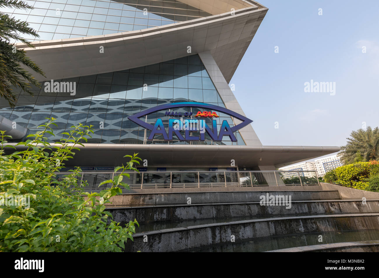 Manila, Filippine - Feb 10, 2018 : Mall of Asia Arena facciata. è un indoor arena entro la SM Mall of Asia complesso in Pasay, Manila, Filippine Foto Stock