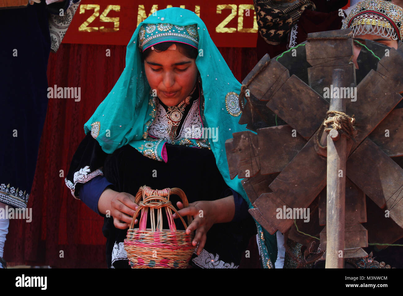 Le donne del kashmir celebrando Chandigam, Kashmir India, Asia Foto Stock