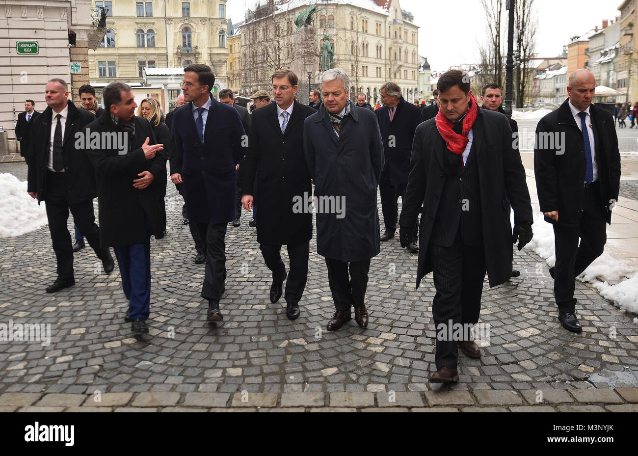 Lubiana, Slovenia il 6 febbraio, 2017. Mark Rutte, Miro Cerar, Didier REYNDERS e Xavier Bettel su una passeggiata attraverso la città di Lubiana. Foto Stock