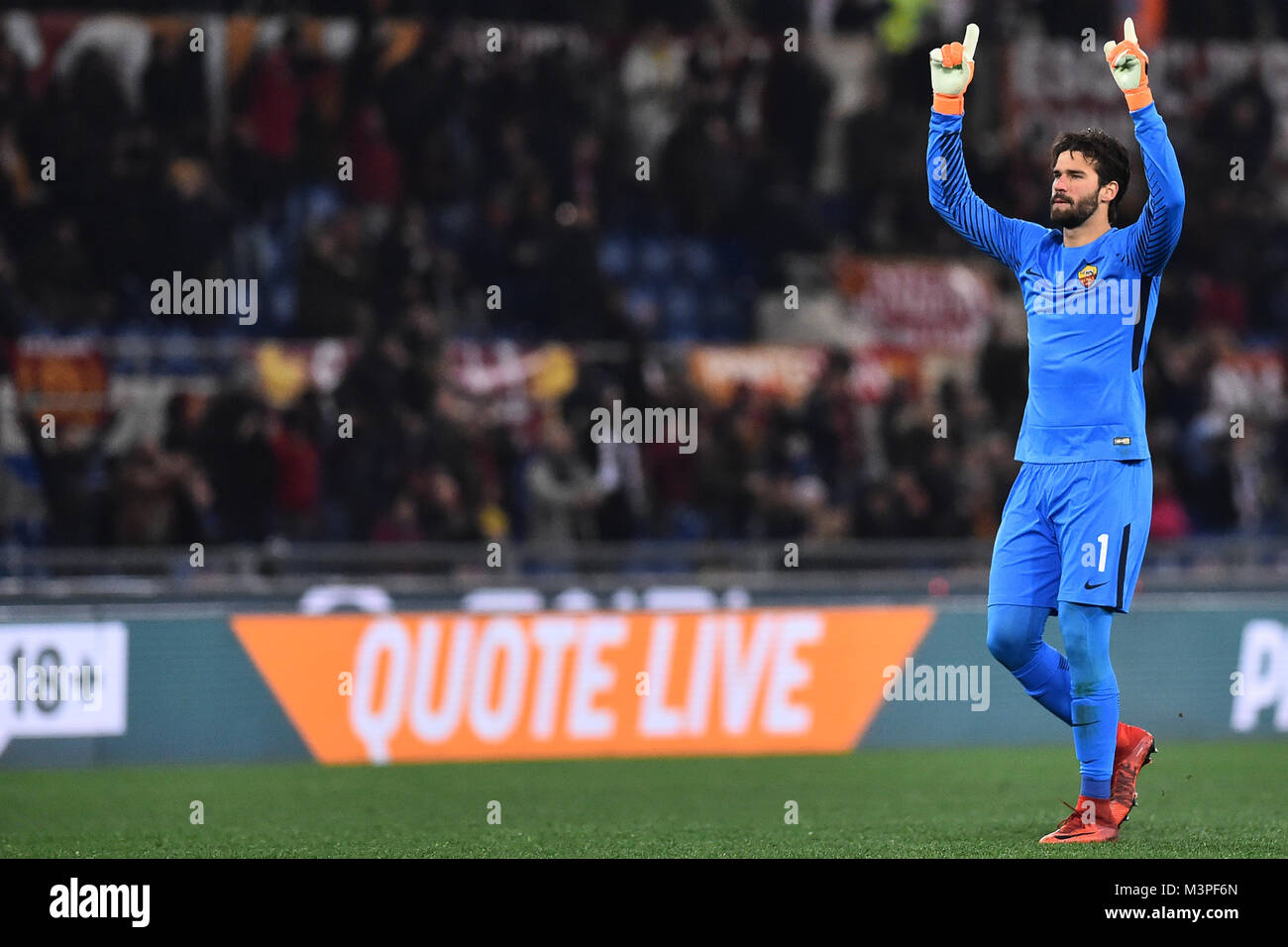 Roma, Italia. 12 Feb, 2018. Serie A Roma Benevento-Olimpic Stadium-Rome - 11 feb 2018 Nella foto Allison Becker Foto fotografo01 Credit: Indipendente Agenzia fotografica/Alamy Live News Foto Stock