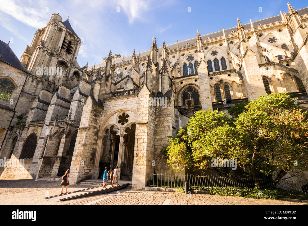 La cattedrale di Bourges, una chiesa cattolica romana situato a Bourges, Francia, dedicata a Santo Stefano Foto Stock